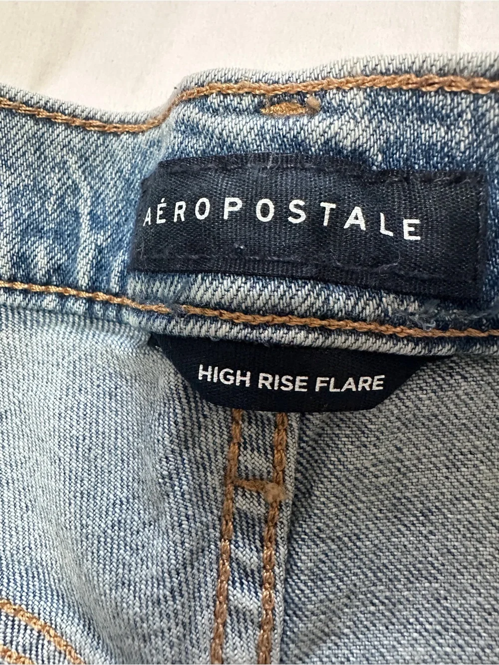 NWT Aeropostale Light Wash Distressed flare-Leg Jeans - Picture 6 of 11